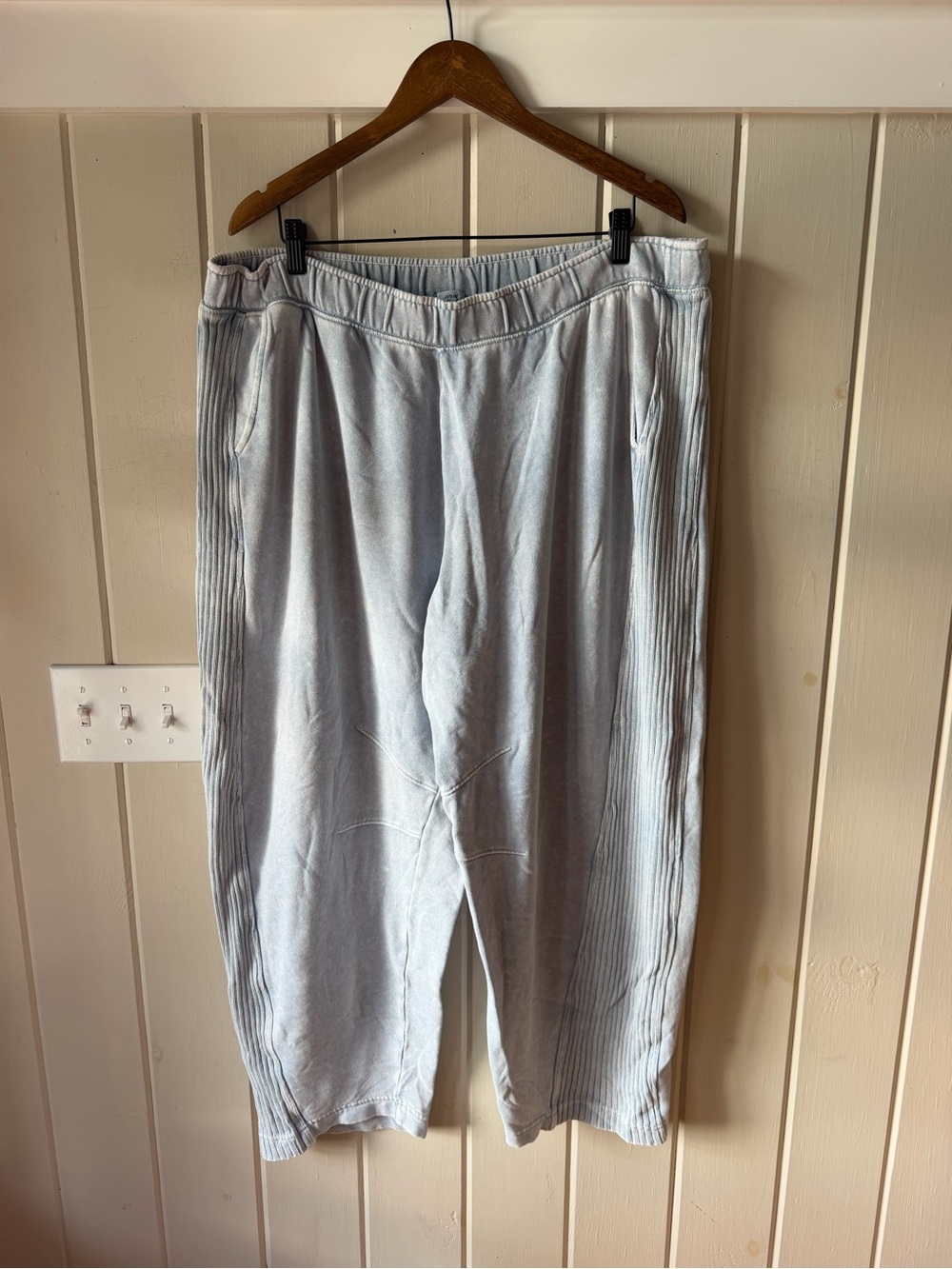 aerie Light Blue Oversized Sweatshirt & Barrel Pants Set, Size L/XL (see notes) - Picture 7 of 11
